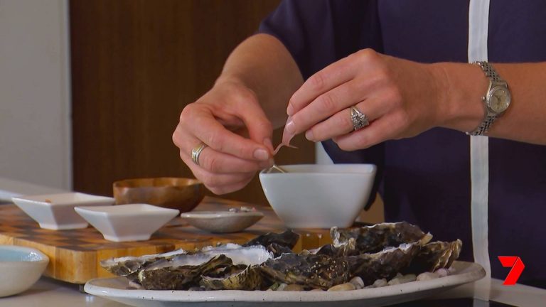 3 Different Ways to Eat Oysters