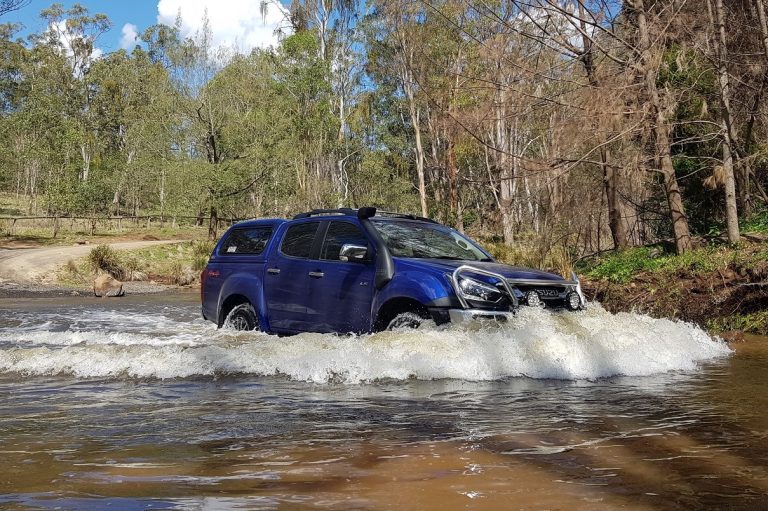 Testing the Isuzu D-MAX on Condamine River Road